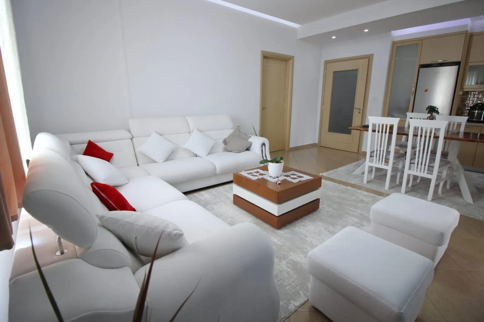 Eni'S Apartment Gjirokaster Albania