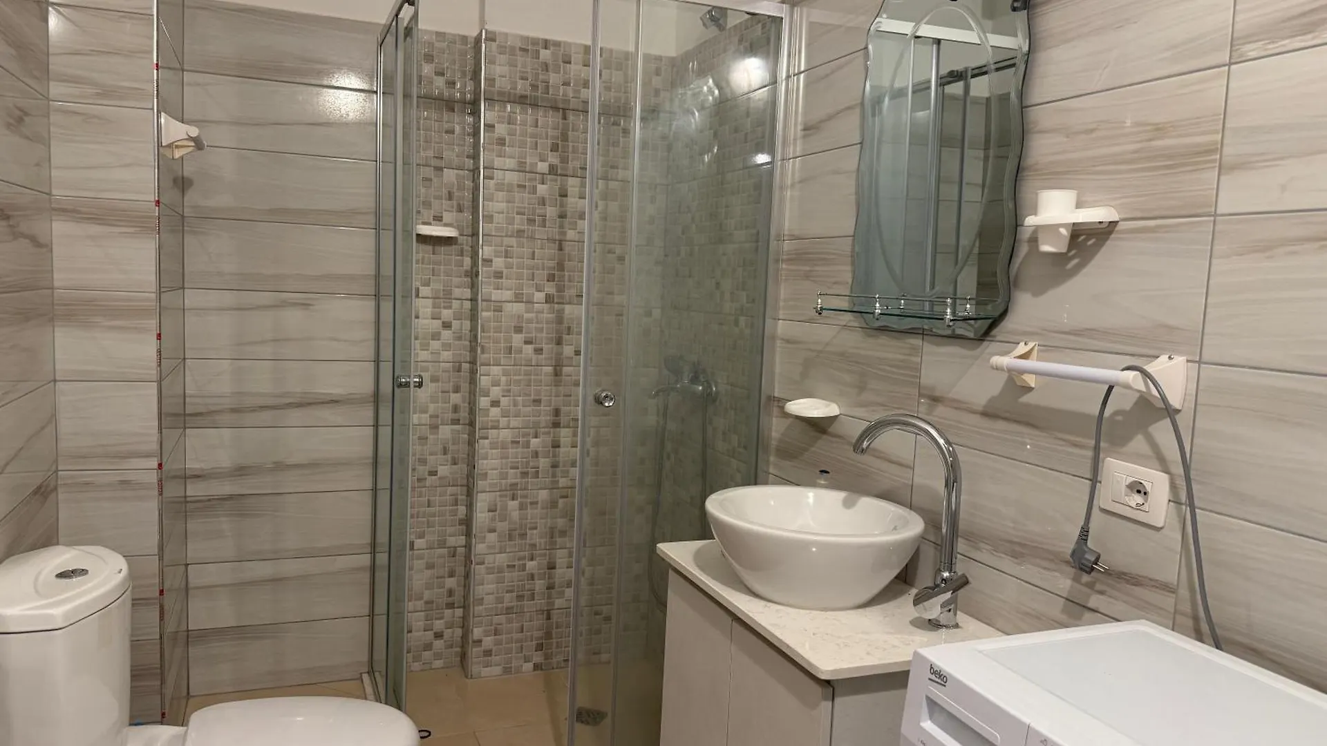 Enis Apartment غوليم ألبانيا