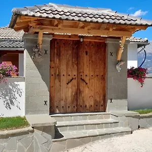 Hostel B Vishe, Gjirokastra