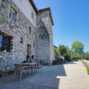 Nocleg ze śniadaniem Guri, Gjirokastra